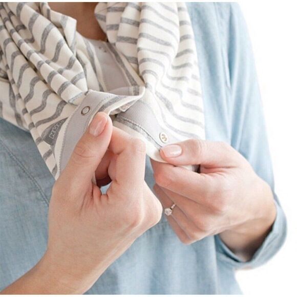 Nuroo Striped Snap Back Baby Infant Nursing Feeding Scarf Breastfeeding Grey NEW - Picture 5 of 7